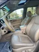 Nissan Pathfinder Full Option 2014, Damascus