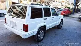 جيب شيروكي 2003