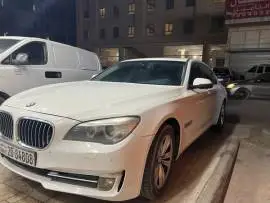 بي ام دبليو 730i 2013, دمشق