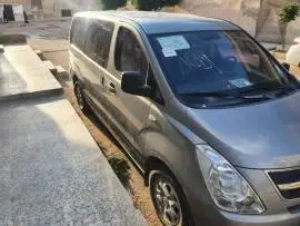 باص هيونداي ستاريكس H1 2015