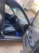 مازدا 323 موديل 2002