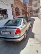 Hyundai Elantra 2001