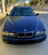 سيارة BMW موديل 2000 للبيع