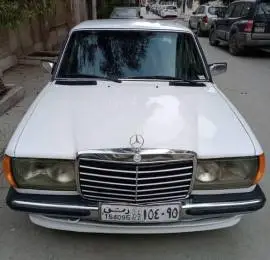 Mercedes 230 model 1977 for sale