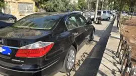 جينسس 2009 للبيع