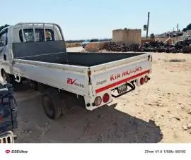 Kia Banco Arubi 2011