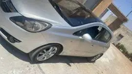 اوبل كورسا 2008