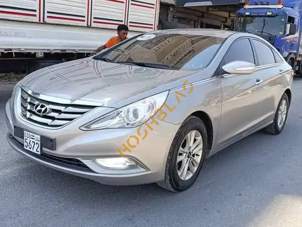 Hyundai Sonata 2011