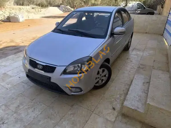 كيا ريو 2010