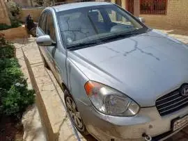 أكسنت 2011 للبيع