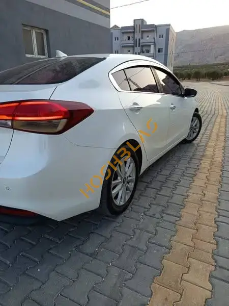 Kia K3 2016