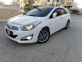 هيونداي i40 موديل 2011