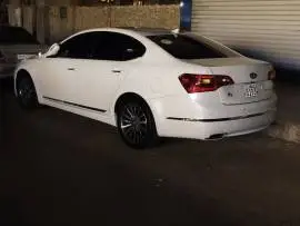 كيا كادينزا 2012 للبيع