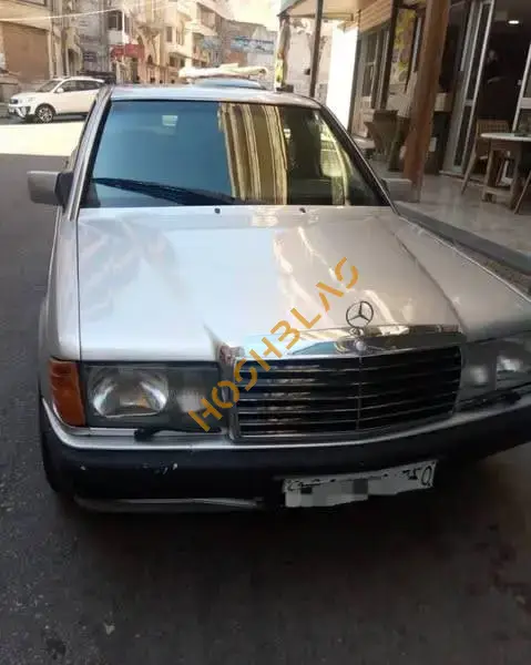 مارسيدس 190E 1993