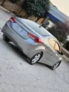 Hyundai Avante Elantra 2011