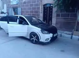 كيا ريو 2011 للبيع