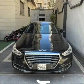 Genesis G90 2016
