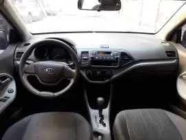 كيا بيكانتو 2015 للبيع