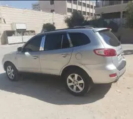 سيارة CM 2007 فضي للبيع