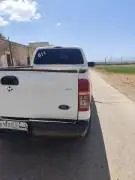 فورد f350 للبيع 6 سلندر