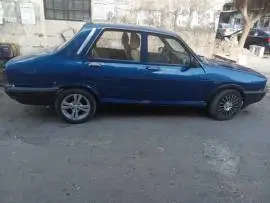 رينو 1977 للبيع