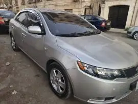 كيا فورتي 2011