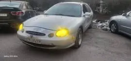 فورد توروس 1999