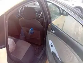 Hyundai Accent 2011