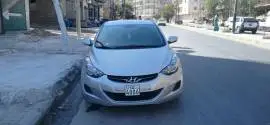 هيونداي افانتي 2012 للبيع