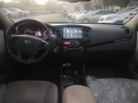 كيا كادينزا 2012 كاملة المواصفات