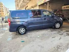 سيارة فان 2014 للبيع