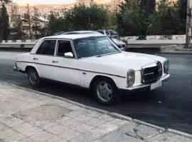 مرسيدس e200 موديل 1972