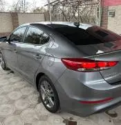 Hyundai Elantra 2018