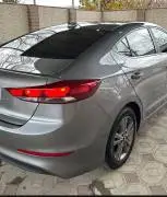 Hyundai Elantra 2018