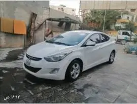 Hyundai Elantra 2012
