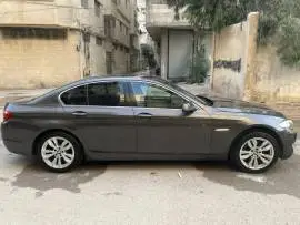 سيارة موديل 2013