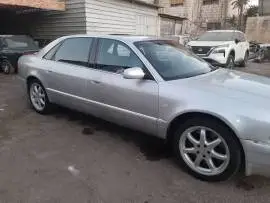 Audi A8 2002