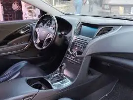 Hyundai Azera Grandeur 2015