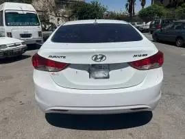 Hyundai Elantra 2014