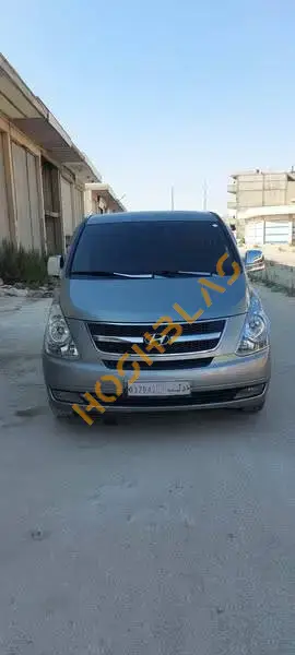 Hyundai H1 2011, Homs