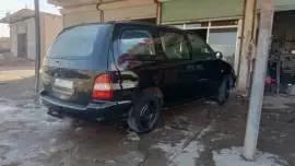 Kia Carnival 2000 for sale