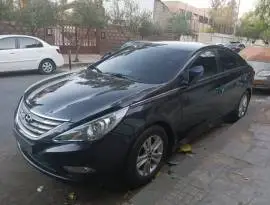 هيونداي سوناتا 2012 للبيع