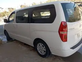 Hyundai H1 2011