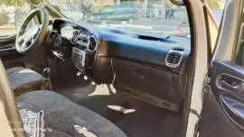 فان ستاركس موديل 2001 للبيع