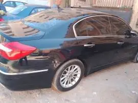 هونداي جينيسس 2012 للبيع