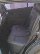 سيارة 2012 بإدخال جديد