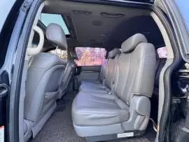 Kia Carnival 2012 VIP