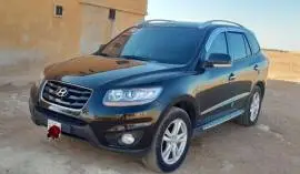 للبيع هيونداي سنتافي 2011