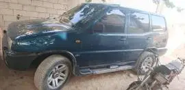 Nissan Jeep Tenaro 1998