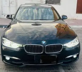 BMW 320i موديل 2018 للبيع
